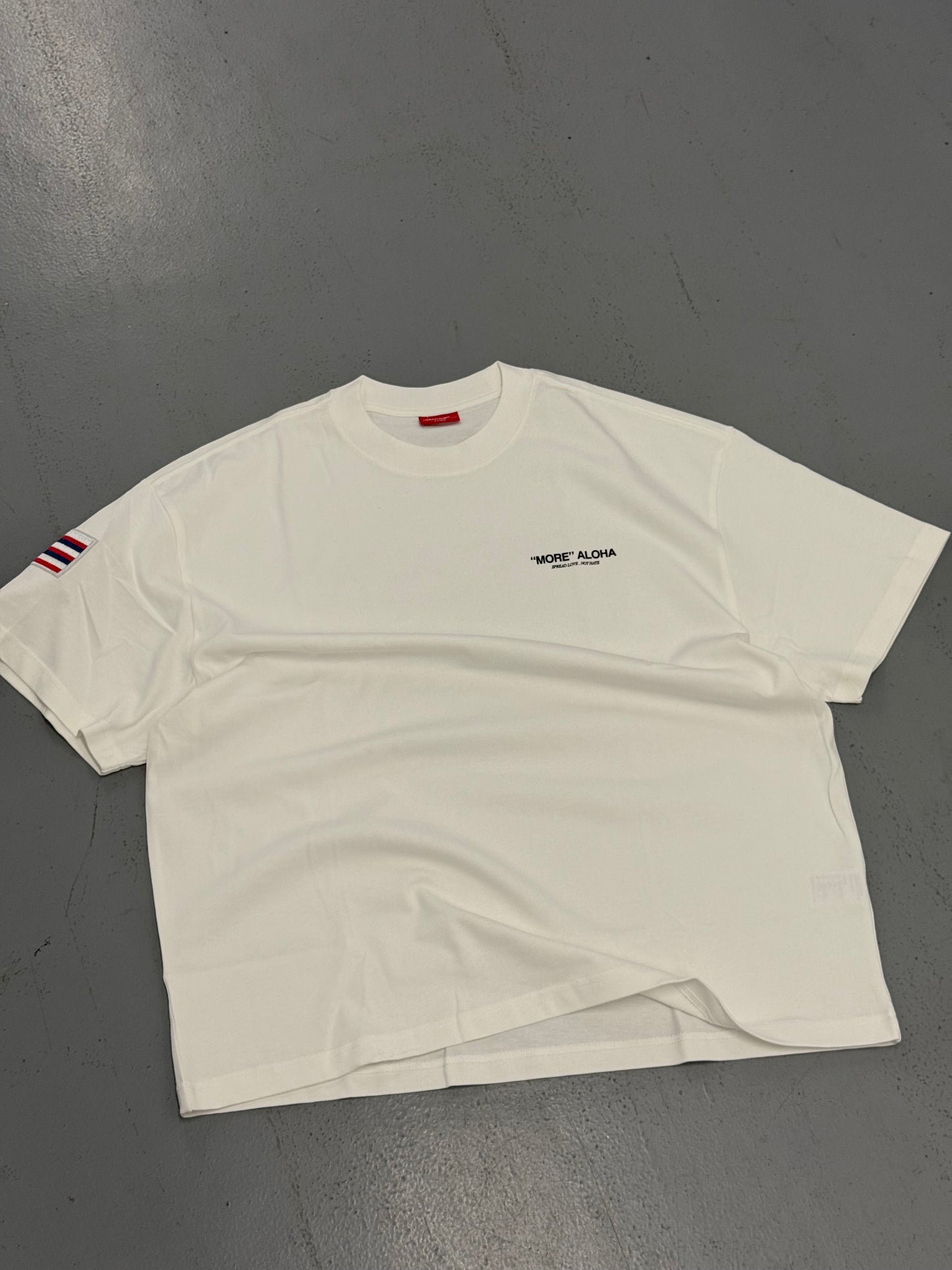 SPREAD LOVE TEE - SOLID WHITE