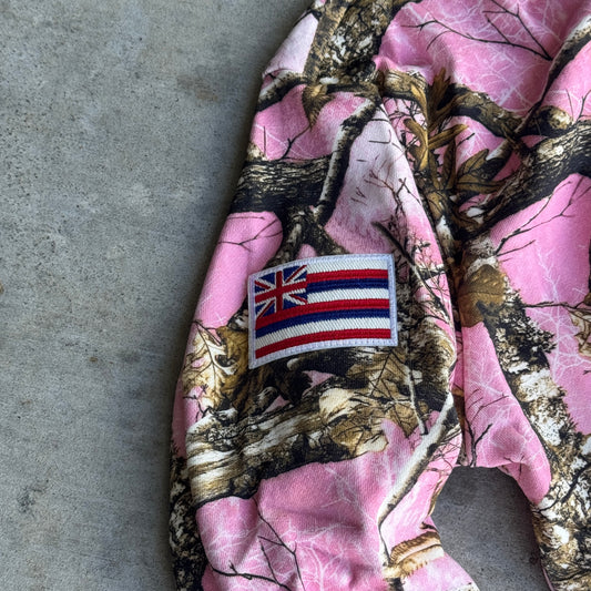 "MORE" ALOHA X PINK CAMO CREW NECK