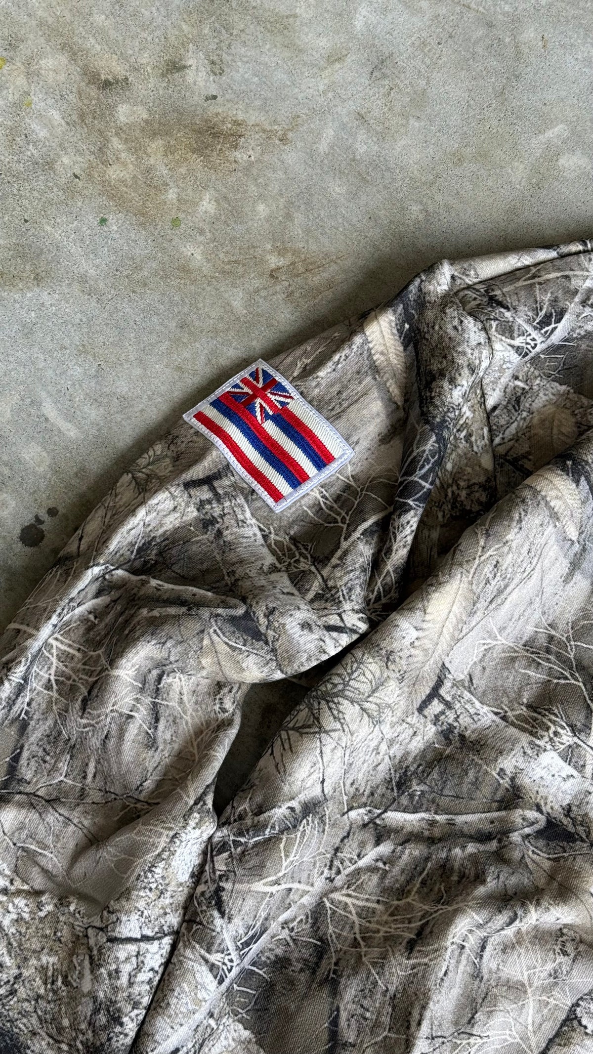 “MORE” ALOHA X CAMO CREW NECK
