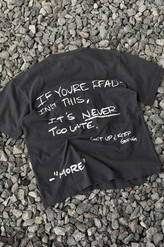 “FREEHAND” TEE - GREY