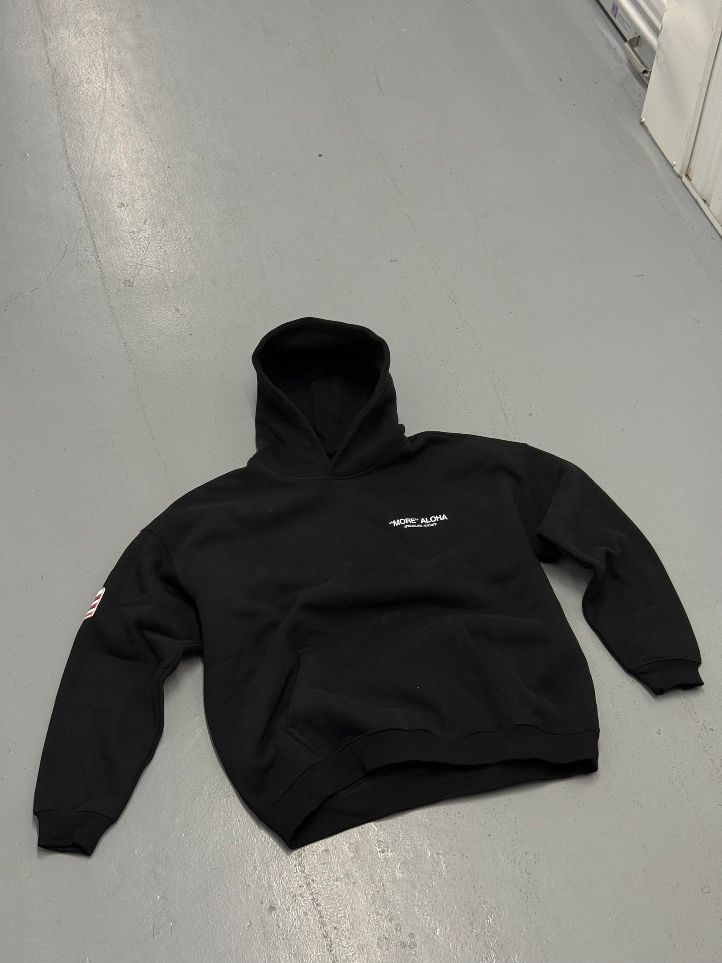 “MORE” ALOHA HOODIE - BLACK